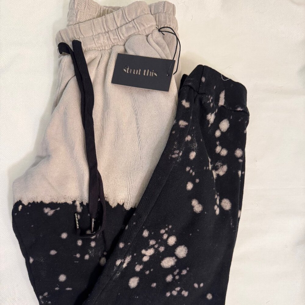 STRUT THIS Sweatpants, Khaki, Black, Size XS. Ribbing at waist & Ankle NWT